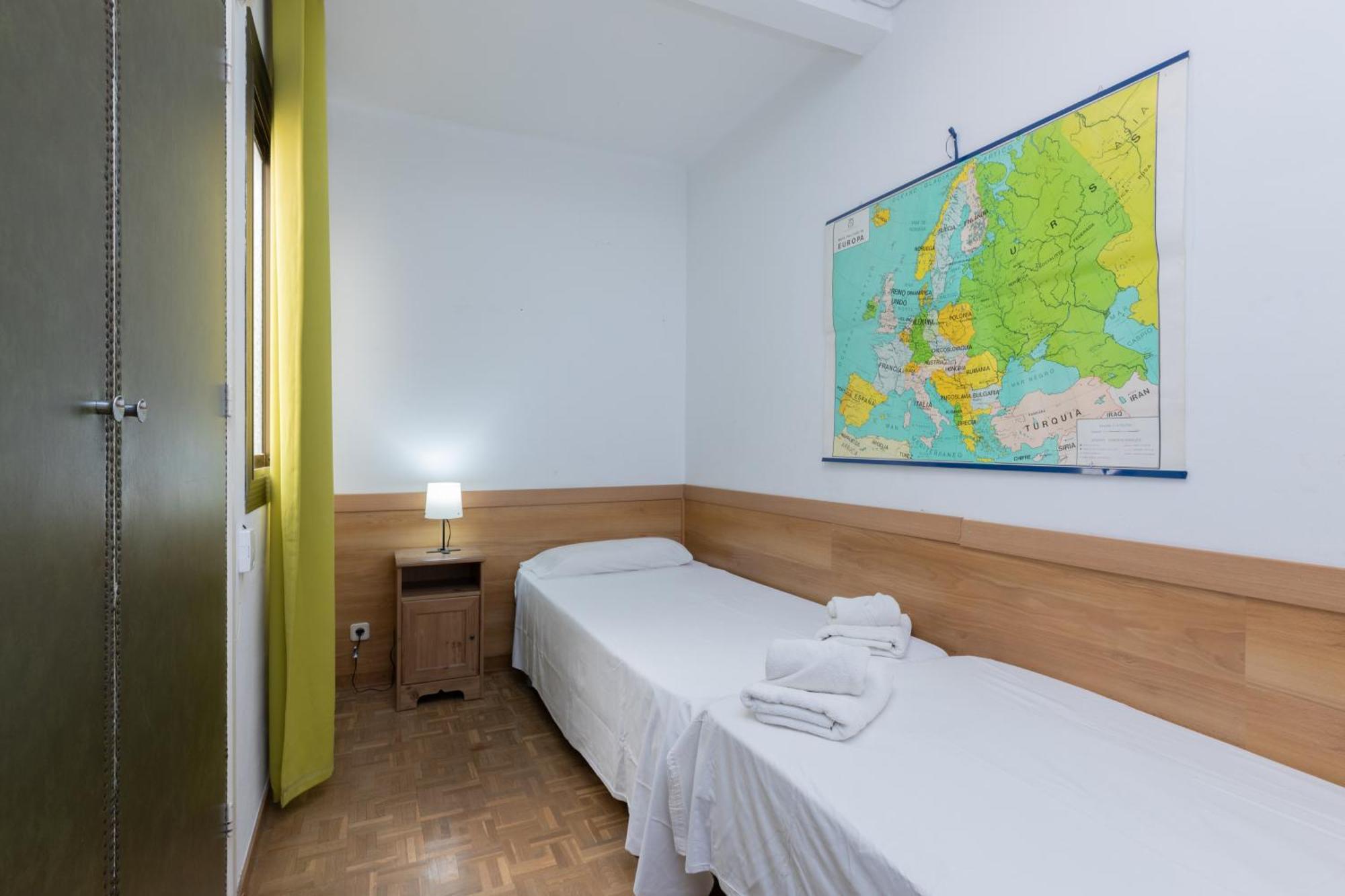 Aparteasy - Atic Sants Barcelona Eksteriør billede